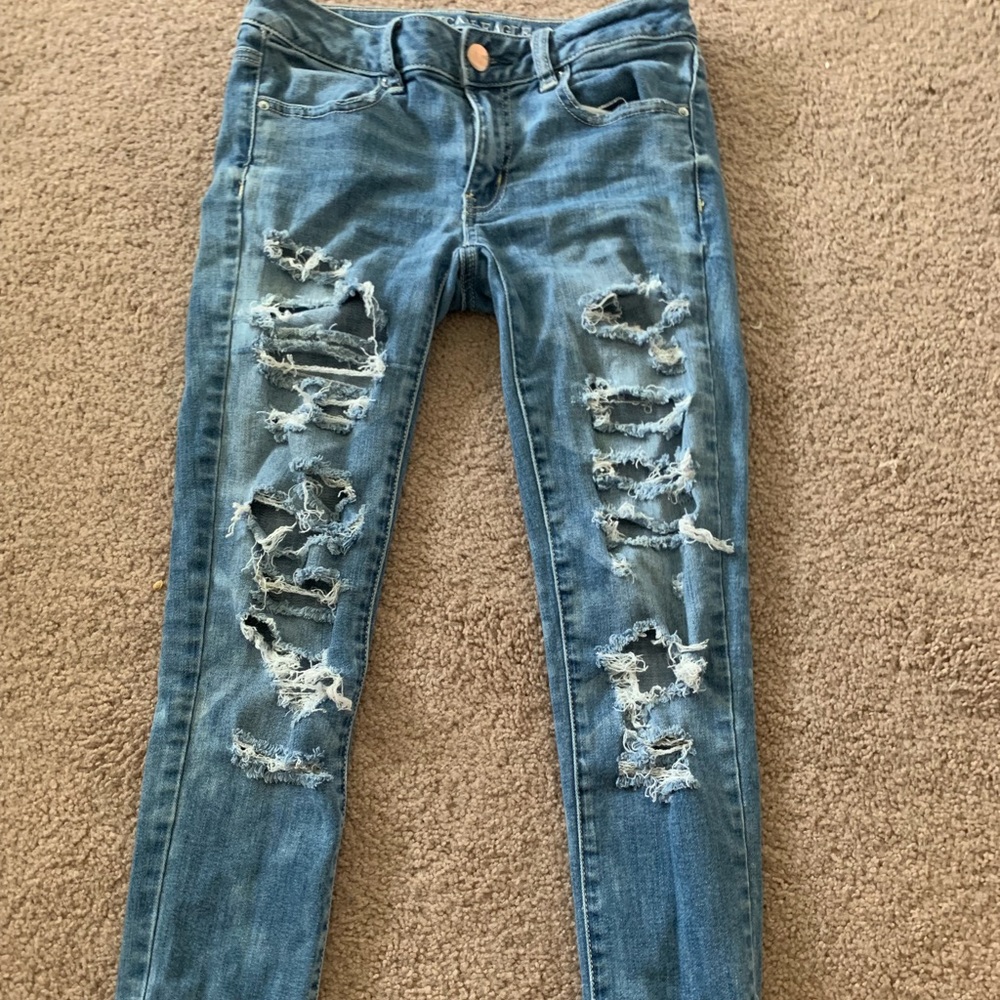 American eagle ripped jeans